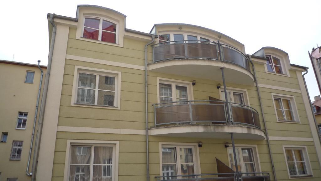 Hotel Derby Karlsbad Exteriör bild